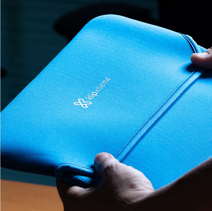 KLIPX FUNDA REV. Negro/Azul (KNS-214BL)